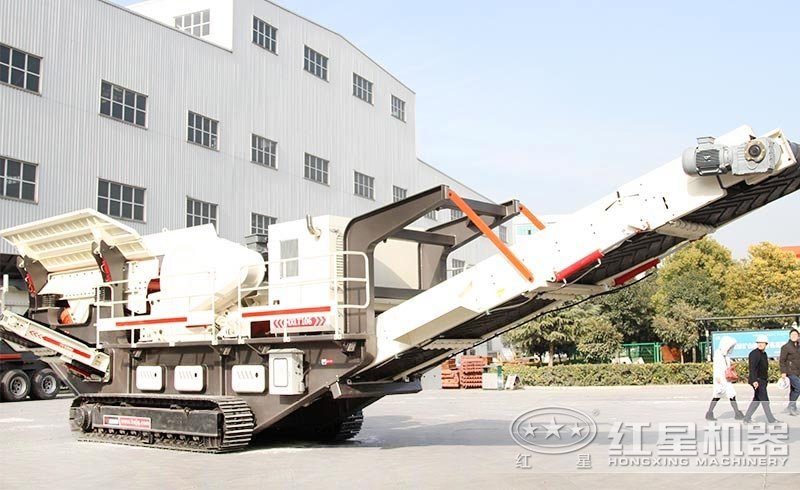 小型履帶石頭破碎機(jī)匠工于心，環(huán)保達(dá)標(biāo)，不怕污染