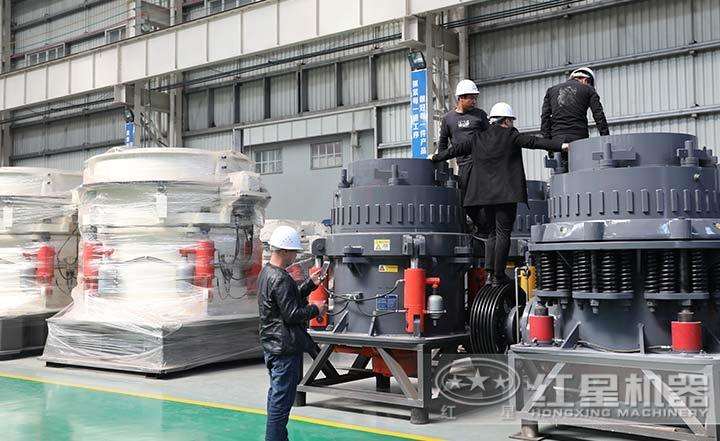 全液壓圓錐破碎機(jī)，液壓過載保護(hù)裝置，自動調(diào)節(jié)出料粒度