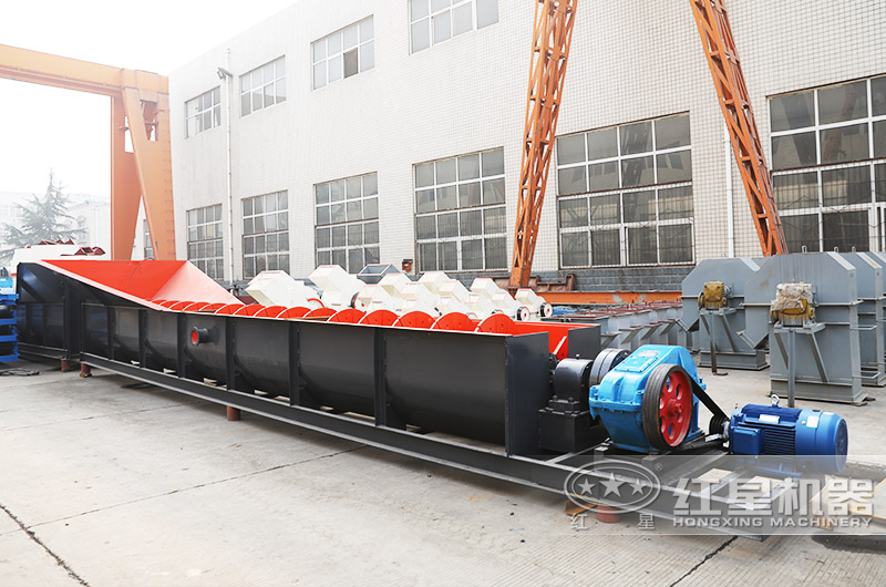 螺旋洗砂機(jī)，占地面積較大